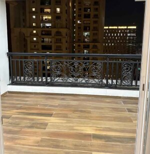 4 BHK Apartment – Exterior View View at Borivali West - for Rent