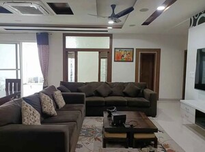 4 BHK Apartment For Rent in Borivali West