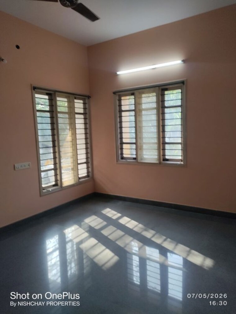 Bedroom, hrbr layout 3 Bedroom 1500 Sq.Ft. Independent House In Hrbr Layout Bangalore 10359814