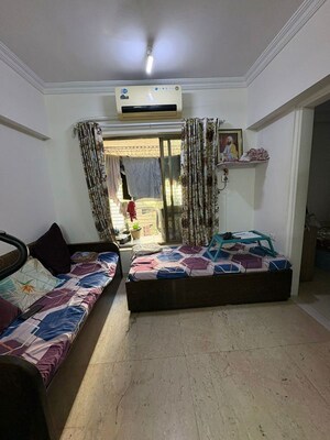 Bedroom in 1.5 BHK Apartment at Luv Kush Tower, Chembur – for Rent