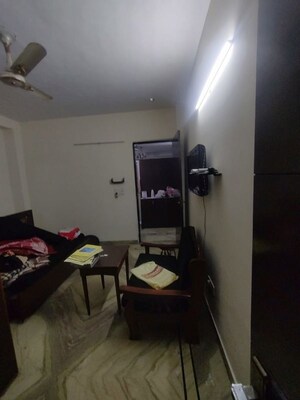 Team Area in 3 BHK Builder Floor at Ashoka Enclave – for Rent