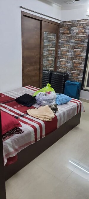 Bedroom in 1 BHK Apartment at Bandra West – for Rent
