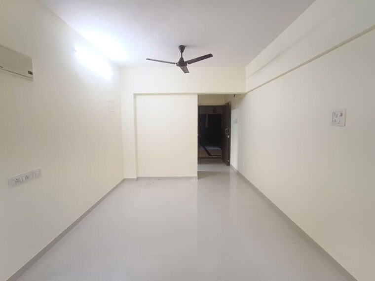 Room, avkar-happy-homes-chs-ltd 2 Bedroom 650 Sq.Ft. Apartment In Borivali West Mumbai 10359841