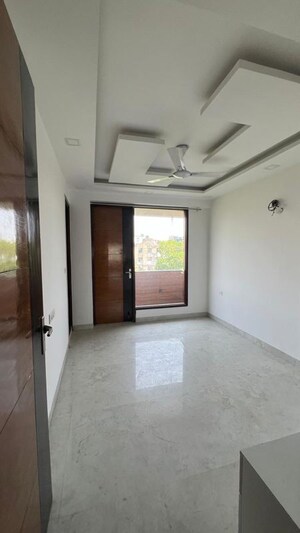 Room in 3 BHK Apartment at Jawahar Nagar – for Rent