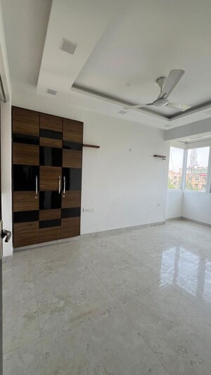 Room in 3 BHK Apartment at Jawahar Nagar – for Rent