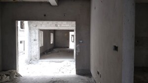 Parking in 3 BHK Villa at Mantoor Nandan Lake Breeze, Isnapur – for Sale