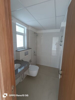 Bathroom in 3.5 BHK Apartment at Wave Amore, Sector 32 – for Rent