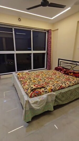 Bedroom in 2.5 BHK Apartment at Swastik Park, Chembur – for Rent