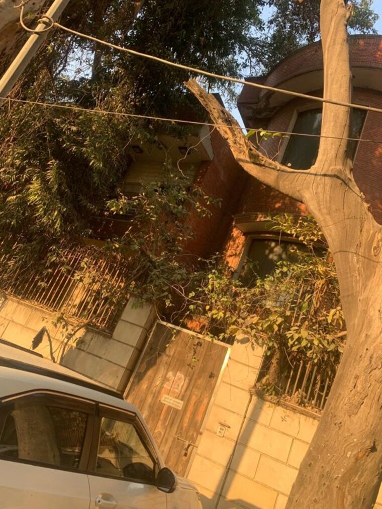 Exterior View, greater kailash ii  1000 Sq.Yd. Plot In Greater Kailash ii Delhi 10359921