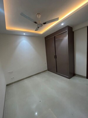 Room in 3 BHK Apartment at Mandi – for Rent