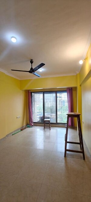 Room in 1 BHK Apartment at Bandra West – for Rent