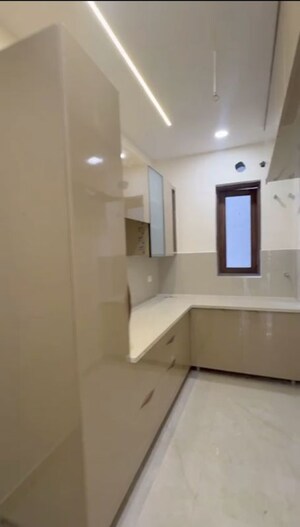 Kitchen in 3 BHK Builder Floor at RPS Palm Drive, Sector 88 – for Sale
