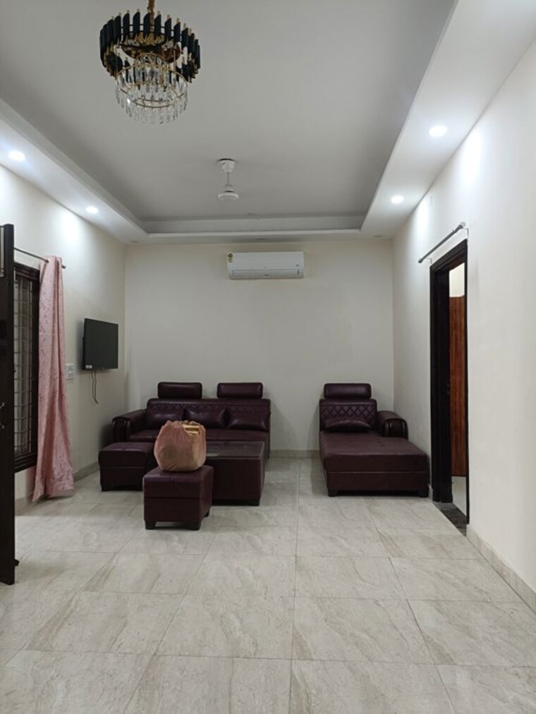 Living Room, sector 52 3 Bedroom 1700 Sq.Ft. Builder Floor In Sector 52 Gurgaon 10359968