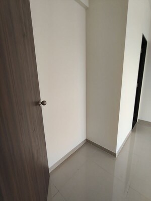Room in 1 BHK Apartment at JP North Imperia, Mira Road – for Rent
