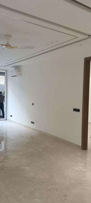 Room in 3 BHK Builder Floor at Greater Kailash I – for Sale