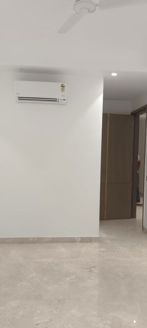 Room in 3 BHK Builder Floor at Greater Kailash I – for Sale