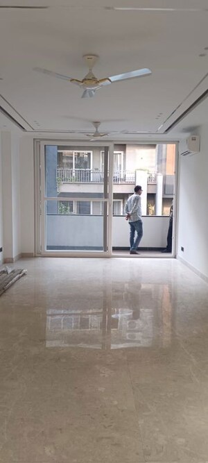 Room in 3 BHK Builder Floor at Greater Kailash I – for Sale