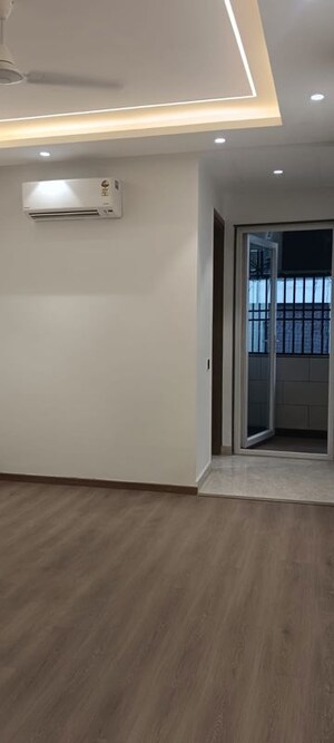 Room in 3 BHK Builder Floor at Greater Kailash I – for Sale