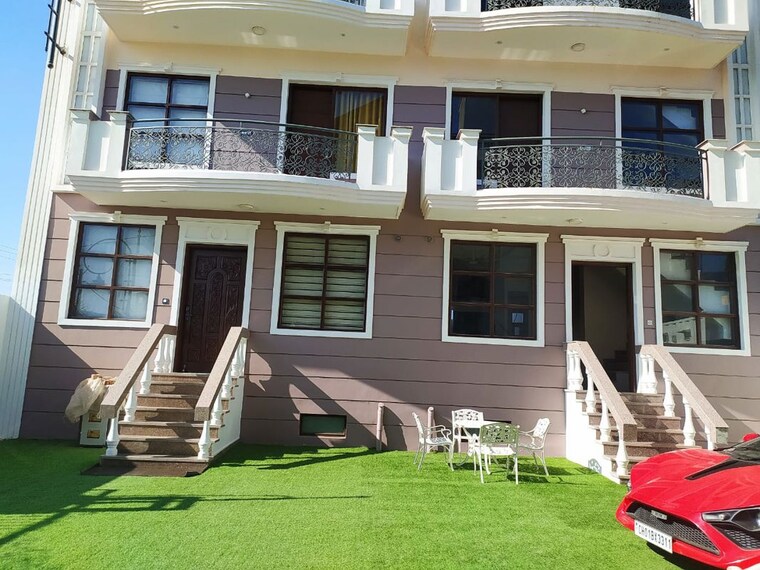 Exterior View, nabha 5 Bedroom 115 Sq.Yd. Villa In Nabha Zirakpur 10359992
