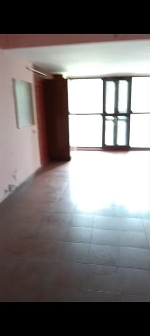Room in 2 BHK Apartment at Alaknanda – for Rent