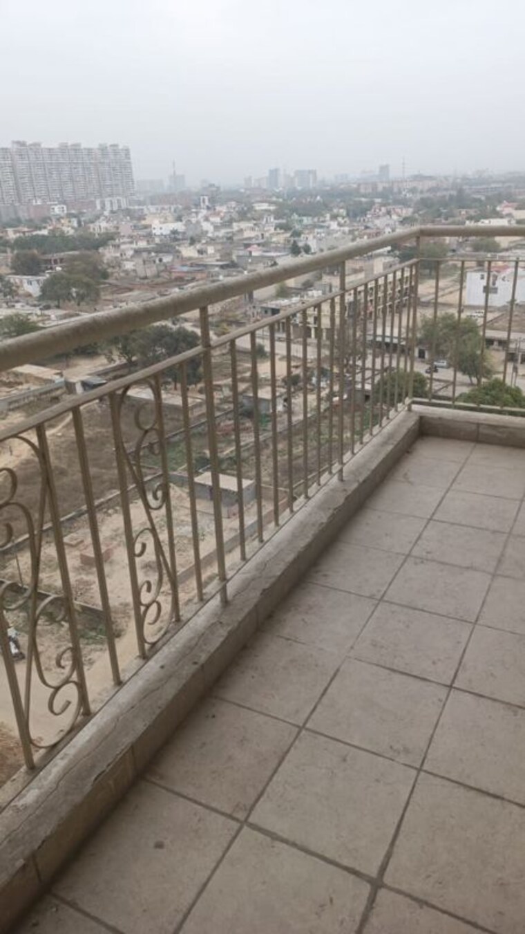 Balcony, vihaan-greens 3 Bedroom 1350 Sq.Mt. Apartment In Sector 1 Greater Noida Greater Noida 10360008
