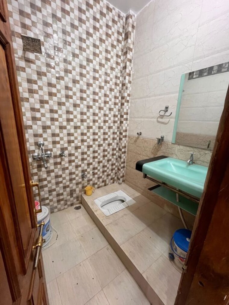 Bathroom, rathyatra 2 Bedroom 1400 Sq.Ft. Villa In Rathyatra Varanasi 10360023