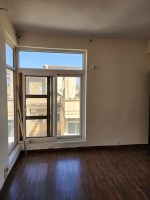 Room in 4 BHK Apartment at Bhabat – for Sale