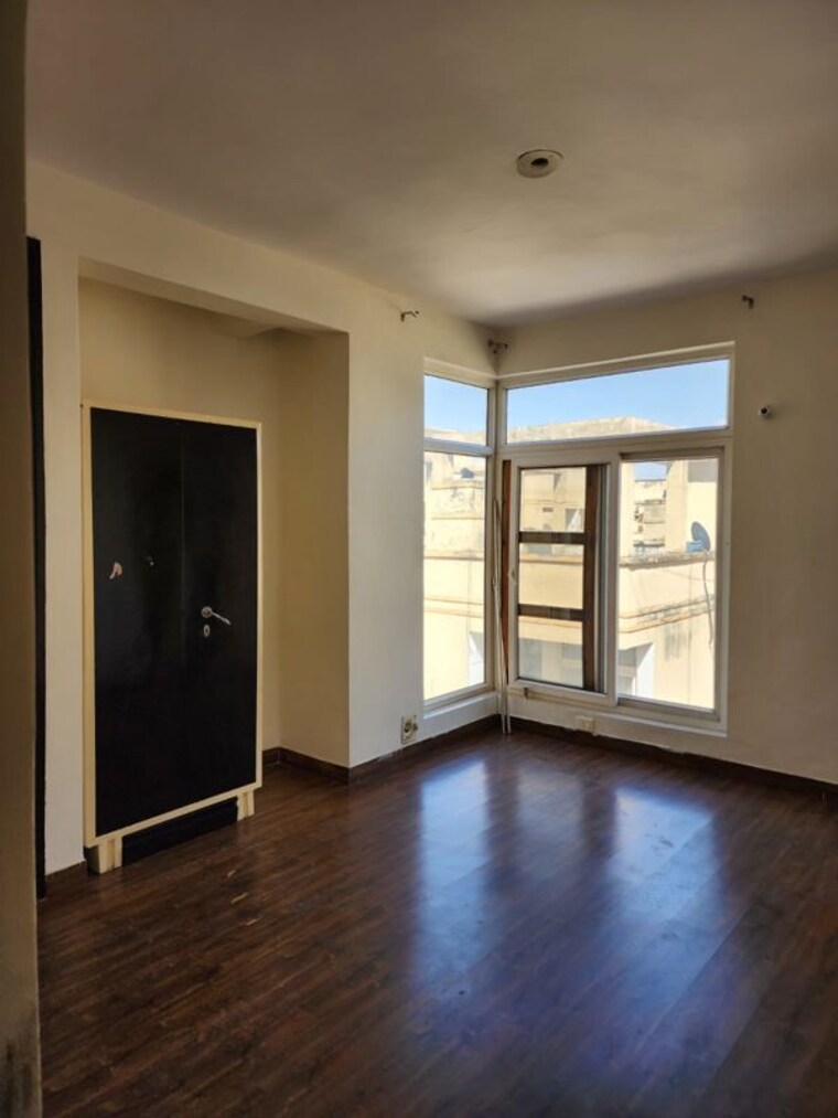Room, bhabat 4 Bedroom 1850 Sq.Ft. Apartment In Bhabat Zirakpur 10360030