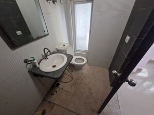 Team Area in 3 BHK Apartment at Mahagun Moderne, Sector 78 – for Rent