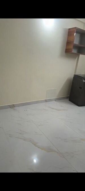 Room in 1 BHK Apartment at Sri Sai Residency Kadubeesanahalli, Kadubeesanahalli – for Rent
