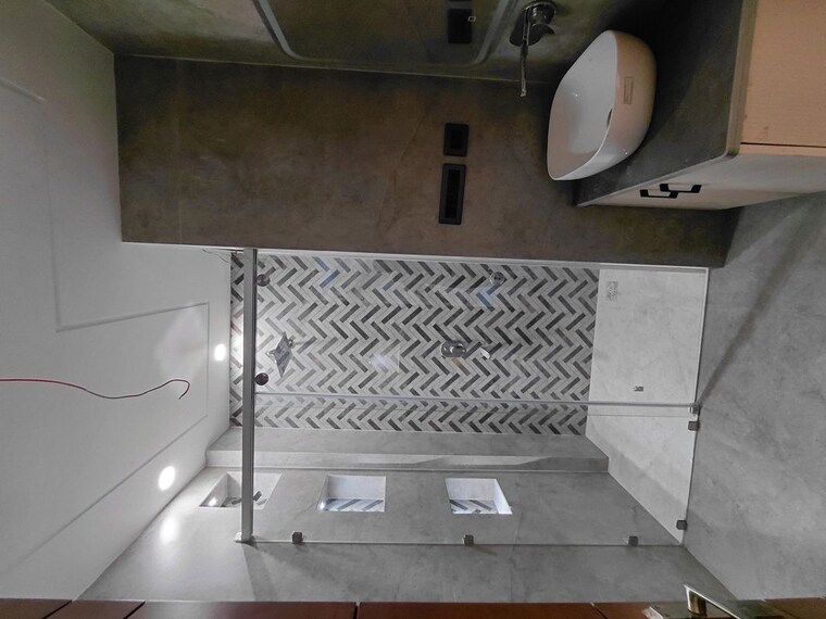 Bathroom, bptp-parkland-pride 3 Bedroom 250 Sq.Yd. Builder Floor In Sector 77 Faridabad 10360051