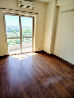 4 BHK Builder Floor For Sale in BPTP Parkland Pride Phase 2, Sector 77