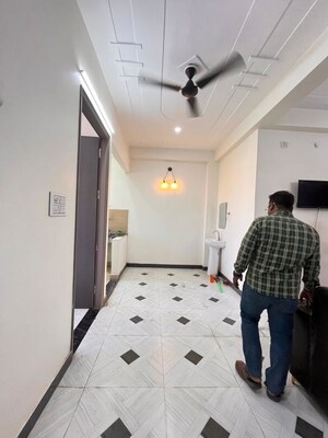 Living Room in 2 BHK Builder Floor at Mahmoorganj – for Rent