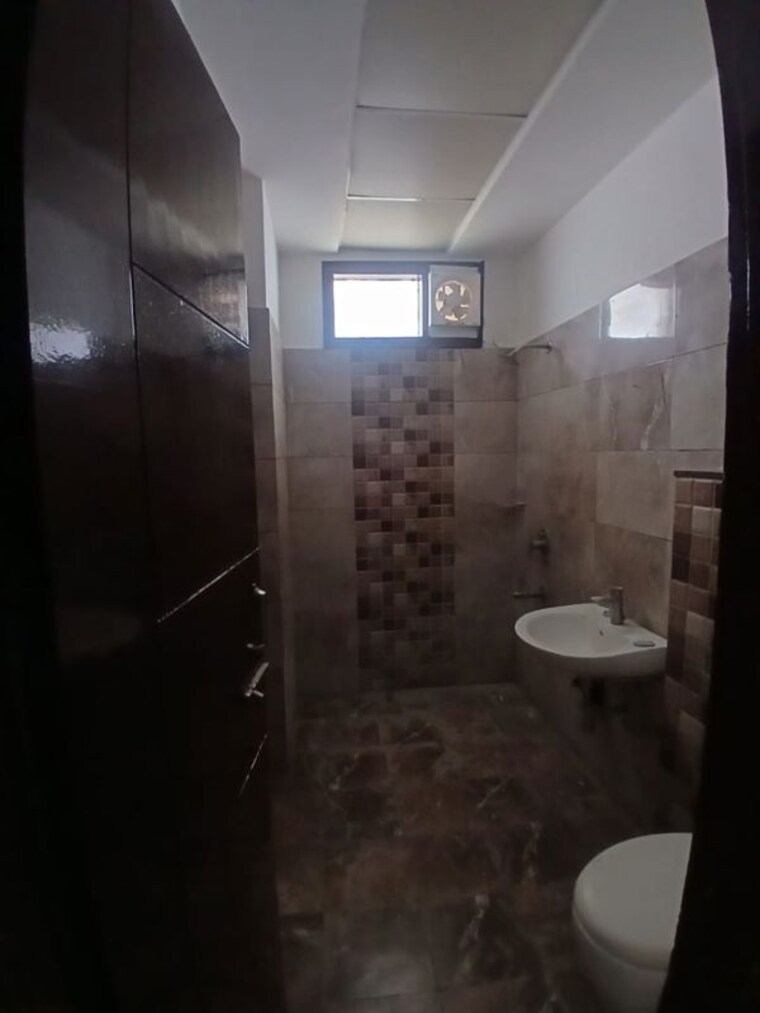 Bathroom, md-leafstone-apartments 3 Bedroom 1530 Sq.Ft. Apartment In Patiala Road Zirakpur 10360066