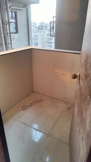 Room in 3 BHK Apartment at Balewadi – for Sale