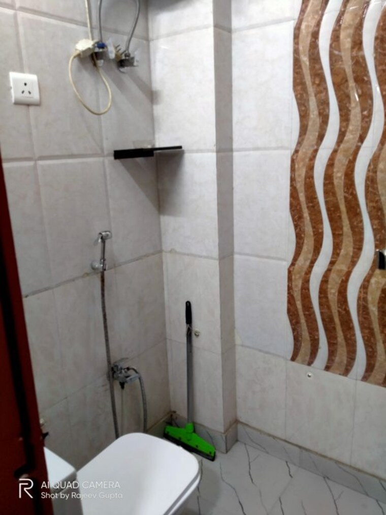 Bathroom, vasundhara sector 1 2 Bedroom 900 Sq.Ft. Builder Floor In Vasundhara Sector 1 Ghaziabad 10181982