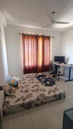 Bedroom in 2 BHK Apartment at Puravankara Palm Beach, Hennur – for Rent