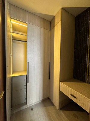 Bathroom in 3 BHK Builder Floor at DLF Alameda, Sector 73 – for Sale