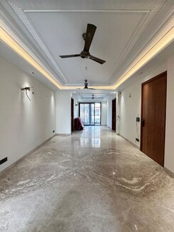 3 BHK + Pooja Room,Servant Room Builder Floor For Sale in DLF Alameda
