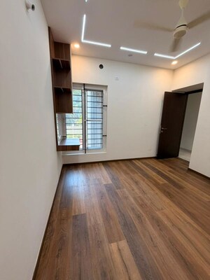 Room in 2 BHK Apartment at Century Horizon, Jakkuru – for Rent