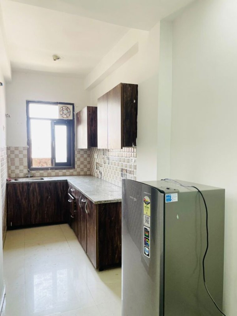 Kitchen, freedom fighters enclave 2 Bedroom 850 Sq.Ft. Builder Floor In Freedom Fighters Enclave Delhi 10360319