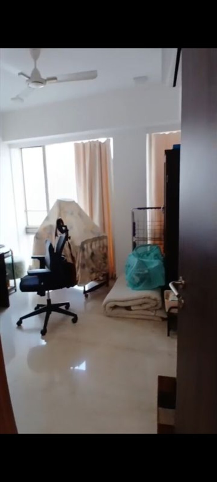 Living Room, kamala mill 3 Bedroom 1300 Sq.Ft. Apartment In Kamala Mill Mumbai 10360321