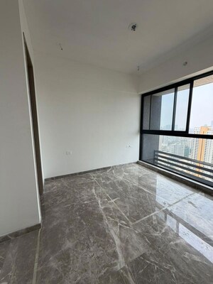 2.5 BHK Apartment For Sale in Prescon Midtown Bay, Mahim West
