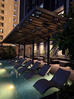 Swimming Pool in 2.5 BHK Apartment at Prescon Midtown Bay, Mahim West – for Sale