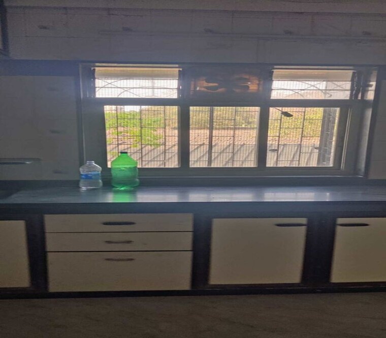 Kitchen, dadar east 2 Bedroom 800 Sq.Ft. Apartment In Dadar East Mumbai 10360358