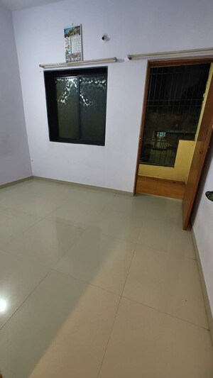 Living Room in 1 BHK Independent House at Kamgar Putala Vasahat – for Rent