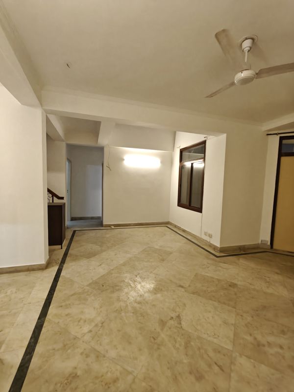 3 BHK + Servant Room,Study Room 2250 Sq.Ft. Apartment in Orchid Gardens