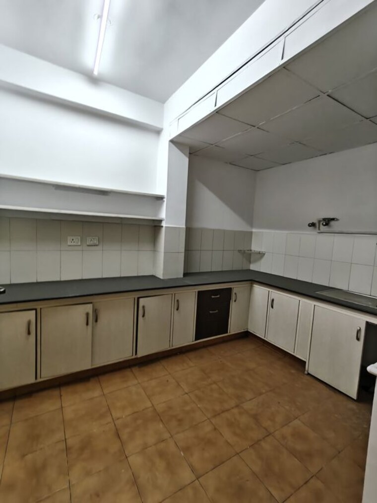 Kitchen, orchid-gardens 3 Bedroom 2250 Sq.Ft. Apartment In Sector 54 Gurgaon 10360379