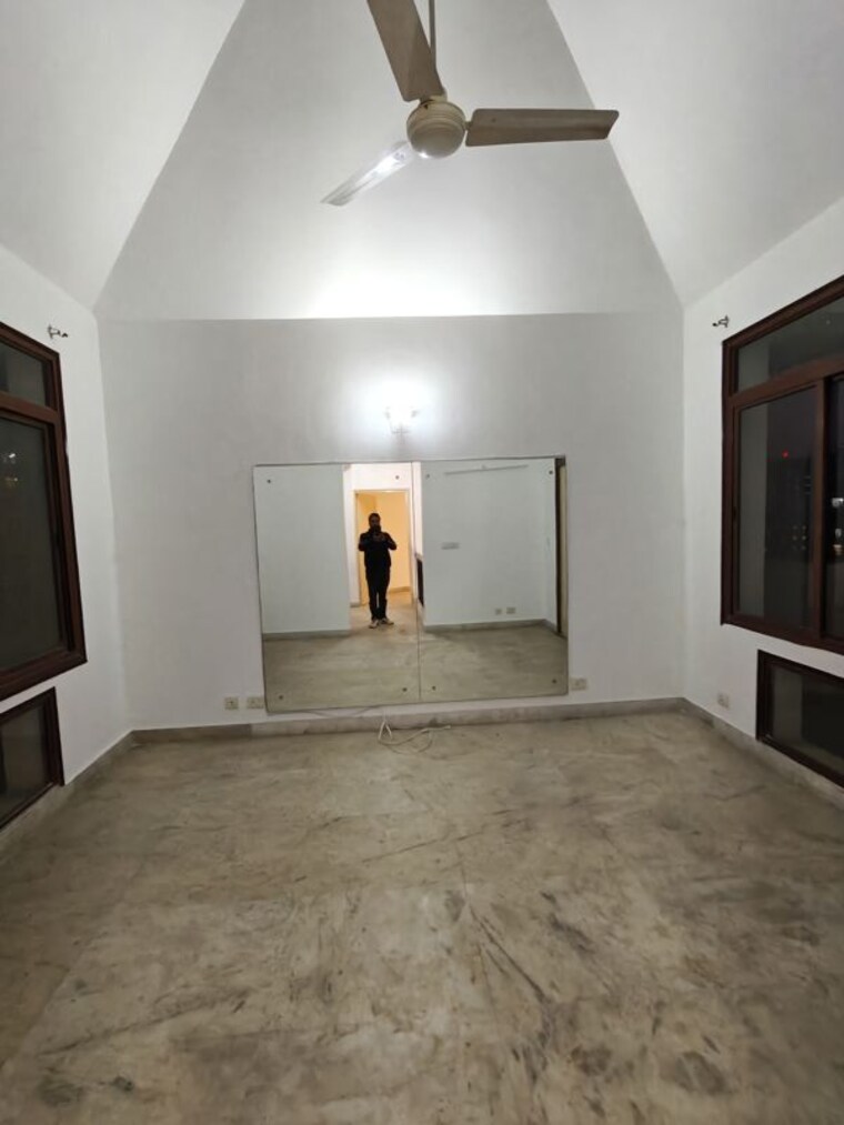 Room, orchid-gardens 3 Bedroom 2250 Sq.Ft. Apartment In Sector 54 Gurgaon 10360379