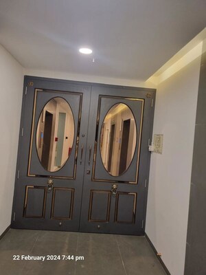 Furnished Amenities in 3 BHK Apartment at Balaji Vertu, Wadala – for Rent